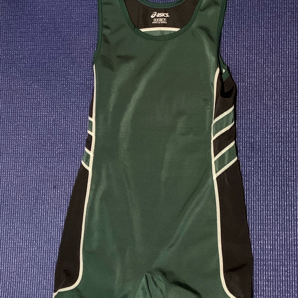 ASICS wrestling singlet size small